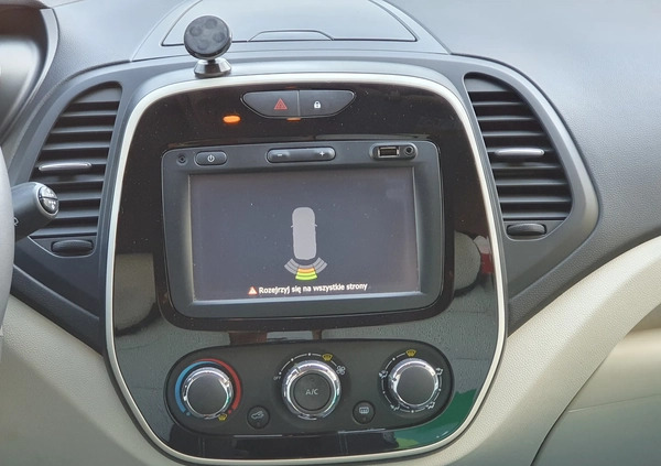 Renault Captur cena 44900 przebieg: 141387, rok produkcji 2018 z Warszawa małe 352
